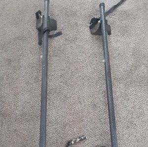 Highland cargo bar carrier  car rooftop